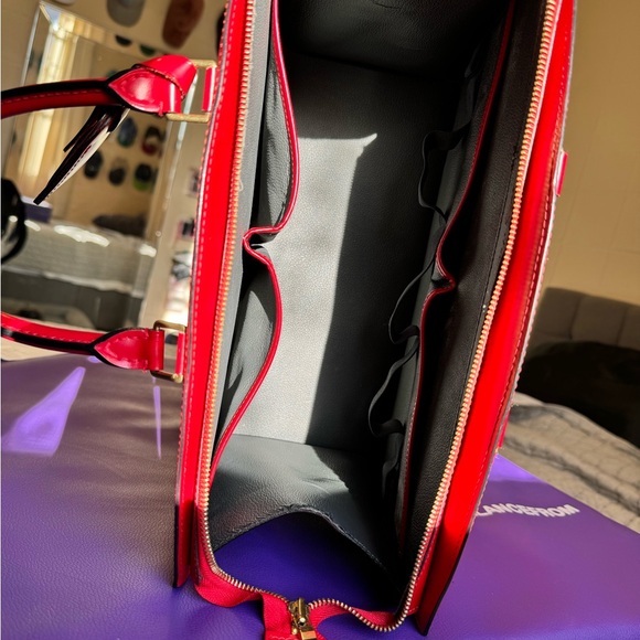 LOUIS VUITTON Authentic Red Riviera Epi Leather - Picture 12 of 15